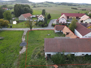 Pohled od východu - Prodej pozemku 1468 m², Sedlec-Prčice
