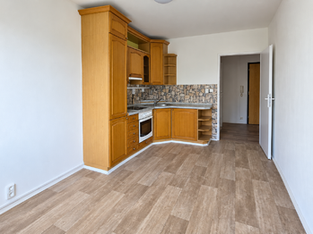 Pronájem bytu 2+kk v osobním vlastnictví 39 m², Praha 9 - Černý Most