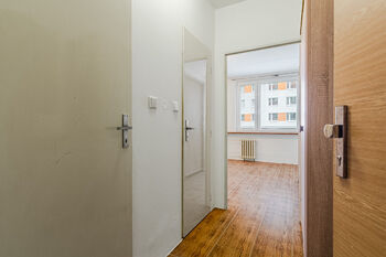 Pronájem bytu 1+kk v osobním vlastnictví 33 m², Kladno