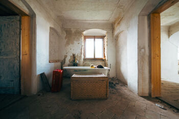 koupelna 2 NP - Prodej domu 1200 m², Lomnice