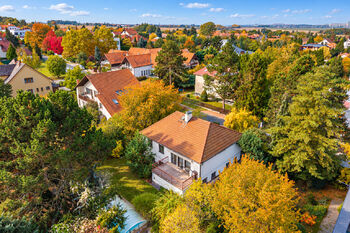 Prodej domu 200 m², Průhonice