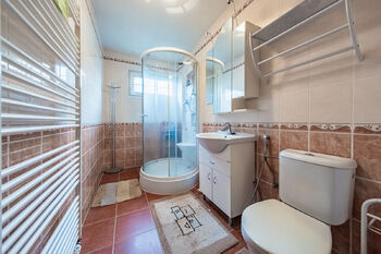 Prodej domu 200 m², Průhonice