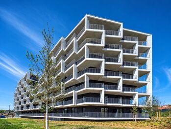 Prodej bytu 5+kk v osobním vlastnictví 174 m², Praha 10 - Strašnice