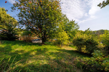 Prodej pozemku 807 m², Lom
