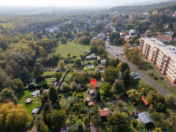 Prodej pozemku 807 m², Lom