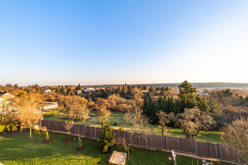 Klid a zeleň - Prodej bytu 4+1 v osobním vlastnictví 100 m², Praha 9 - Horní Počernice