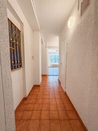 Chodba - Pronájem bytu 2+1 v osobním vlastnictví 57 m², Praha 2 - Nové Město