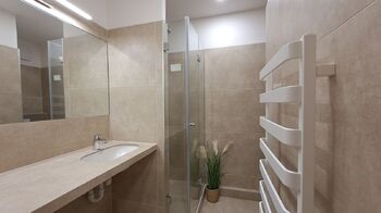 Pronájem bytu 2+kk v osobním vlastnictví 39 m², Praha 4 - Podolí