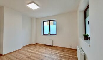 Pronájem bytu 2+kk v osobním vlastnictví 39 m², Praha 4 - Podolí