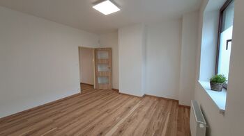 Pronájem bytu 2+kk v osobním vlastnictví 39 m², Praha 4 - Podolí