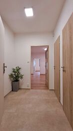 Pronájem bytu 2+kk v osobním vlastnictví 39 m², Praha 4 - Podolí