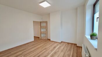 Pronájem bytu 2+kk v osobním vlastnictví 39 m², Praha 4 - Podolí