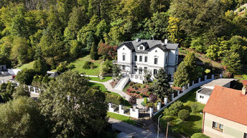 Prodej domu 416 m², Nižbor