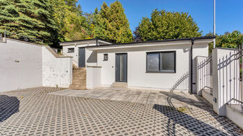 Prodej domu 416 m², Nižbor