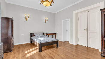 Prodej domu 416 m², Nižbor