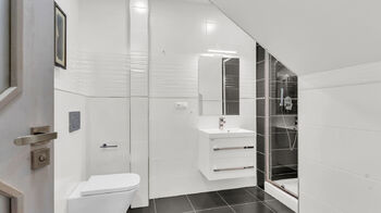 Prodej domu 416 m², Nižbor