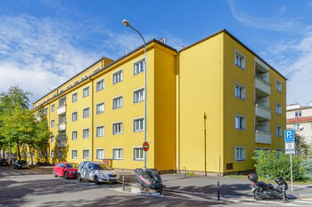 Pohled na dům - Prodej bytu 3+1 v osobním vlastnictví 87 m², Praha 3 - Žižkov 