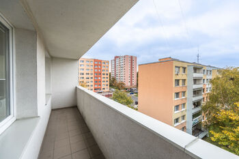 Pronájem bytu 1+kk v osobním vlastnictví 27 m², Kladno