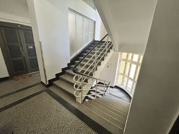 Pronájem bytu 2+kk v osobním vlastnictví 55 m², Praha 3 - Vinohrady