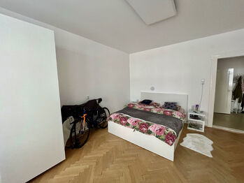 Pronájem bytu 2+kk v osobním vlastnictví 55 m², Praha 3 - Vinohrady