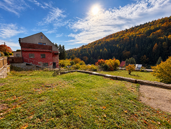 Prodej pozemku 1503 m², Mikulov
