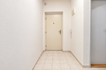 Chodba - Pronájem bytu 2+kk v osobním vlastnictví 38 m², Praha 9 - Kyje
