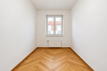 Ložnice - Pronájem bytu 2+kk v osobním vlastnictví 38 m², Praha 9 - Kyje
