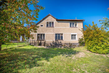 Pohled na dům. - Prodej domu 175 m², Kamenice nad Lipou 