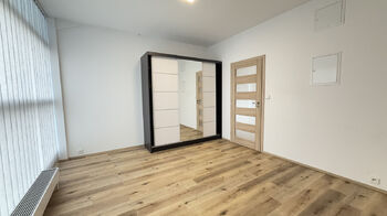 ložnice - Pronájem bytu 2+kk v osobním vlastnictví 75 m², Kojetice