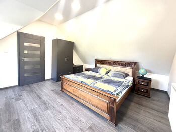 Prodej domu 232 m², Hromnice