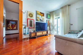 Prodej bytu 4+1 v osobním vlastnictví 135 m², Bari