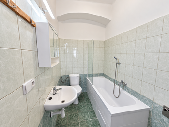 koupelna - Pronájem bytu 4+kk v osobním vlastnictví 72 m², České Budějovice