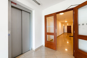Pronájem bytu 2+kk v osobním vlastnictví 58 m², Praha 5 - Zličín