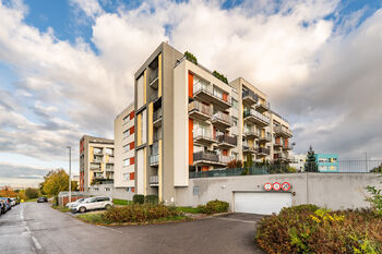 Pronájem bytu 2+kk v osobním vlastnictví 58 m², Praha 5 - Zličín