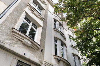 bytový dům - Prodej bytu 1+kk v osobním vlastnictví 27 m², Praha 7 - Holešovice