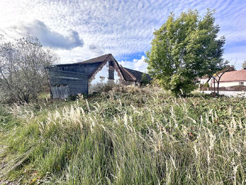 Prodej pozemku 3401 m², Dušejov