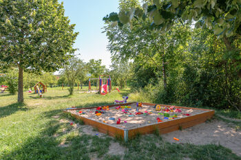Prodej bytu 3+kk v osobním vlastnictví 79 m², Praha 9 - Kyje