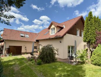 Prodej domu 214 m², Stará Huť