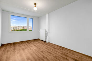 Ložnice - Prodej bytu 3+1 v osobním vlastnictví 82 m², Praha 9 - Prosek
