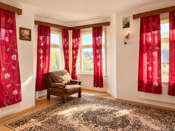 Obývací pokoj - Prodej domu 125 m², Jáchymov