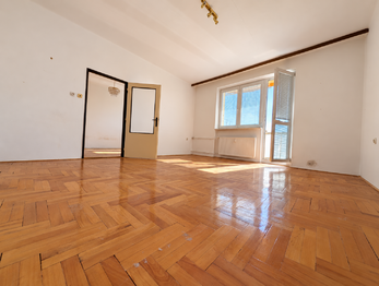 Prodej bytu 3+1 v osobním vlastnictví 66 m², Krucemburk