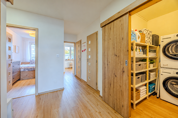 Chodba 1 - Prodej bytu 3+1 v osobním vlastnictví 70 m², Ostrava