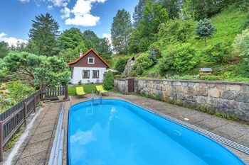 Prodej domu 151 m², Dolní Dobrouč
