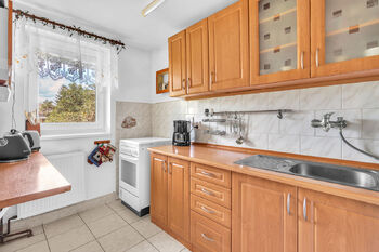 Prodej domu 151 m², Dolní Dobrouč