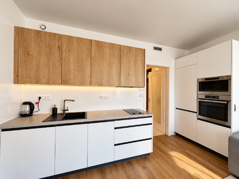 Pronájem bytu 1+kk v osobním vlastnictví 35 m², Praha 10 - Strašnice