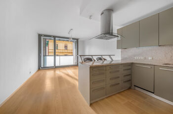 Pronájem bytu 1+kk v osobním vlastnictví 40 m², Praha 5 - Smíchov