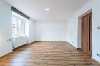 Ložnice - Pronájem bytu 2+1 v osobním vlastnictví 74 m², Kutná Hora