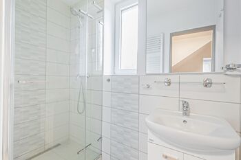 Koupelna - Prodej domu 160 m², Svinařov