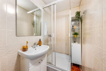 Prodej bytu 2+kk v osobním vlastnictví 43 m², Praha 10 - Horní Měcholupy