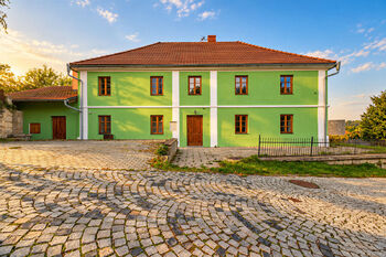 Prodej domu 300 m², Skalsko